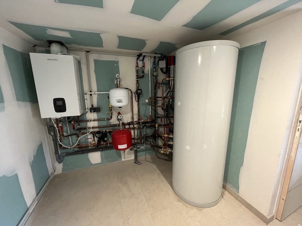 chaudière gaz avec bouclage et chauffe eau 300L